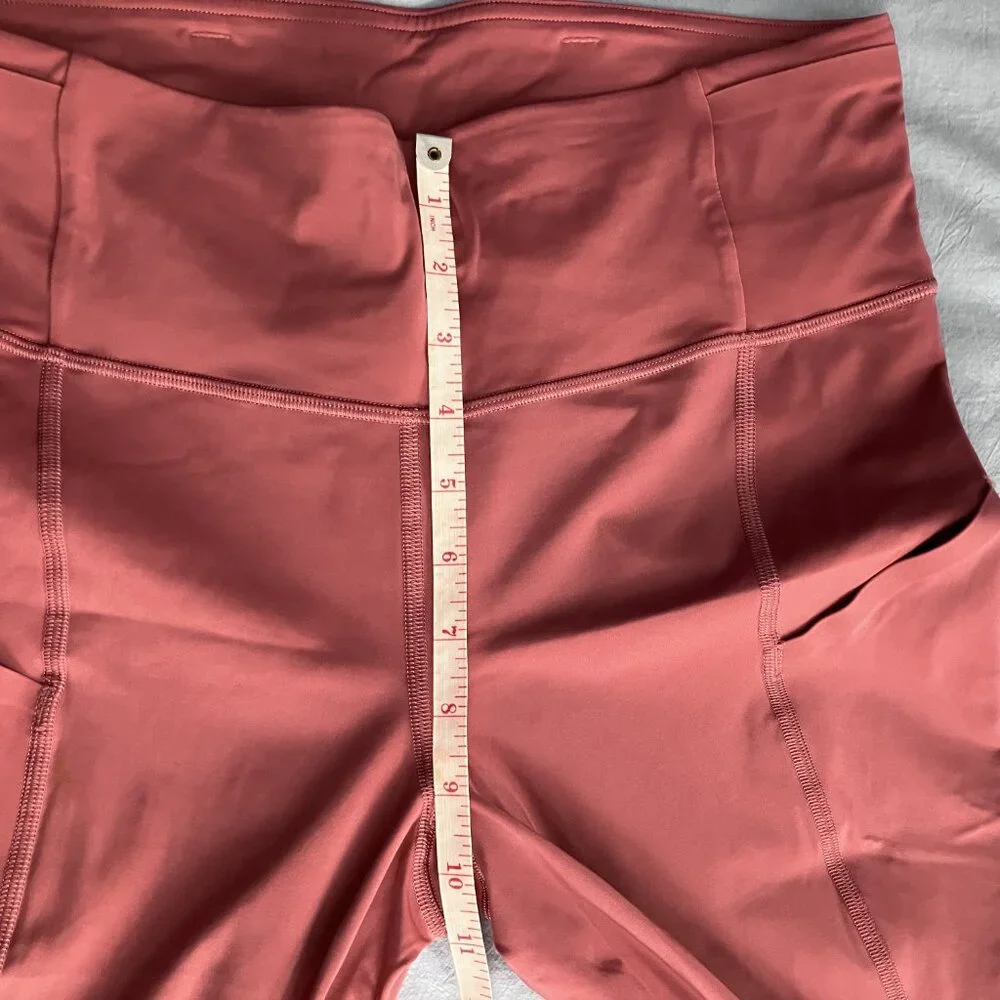 Lululemon Dusty Rose Workout Capri Legging Size 10 - Picture 7 of 11